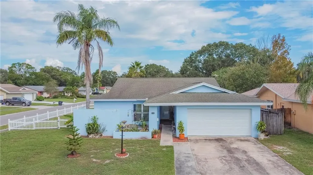 14513 Embassy Lane Tampa FL 33613