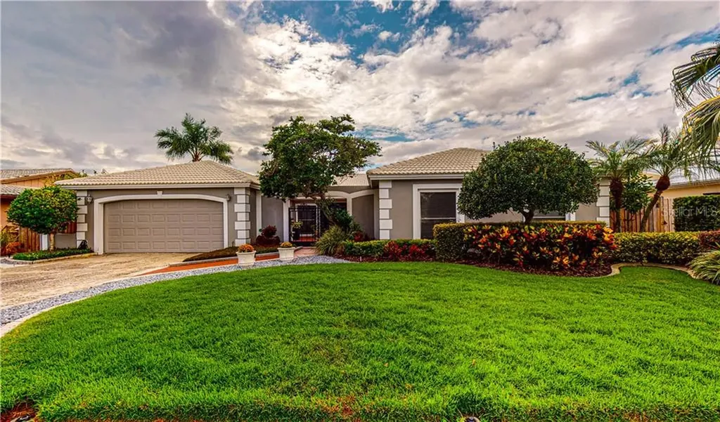 3922 Venetian Way Tampa FL 33634