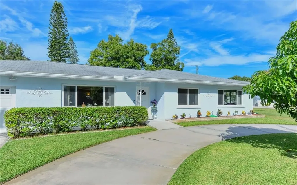 1912 46th Street Court W Bradenton FL 34209