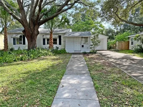 1425 59th Street N St Petersburg FL 33710