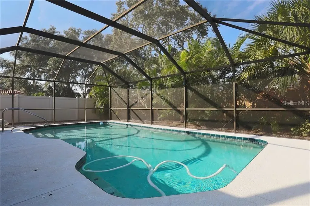 2929 Mayflower Street Sarasota FL 34231