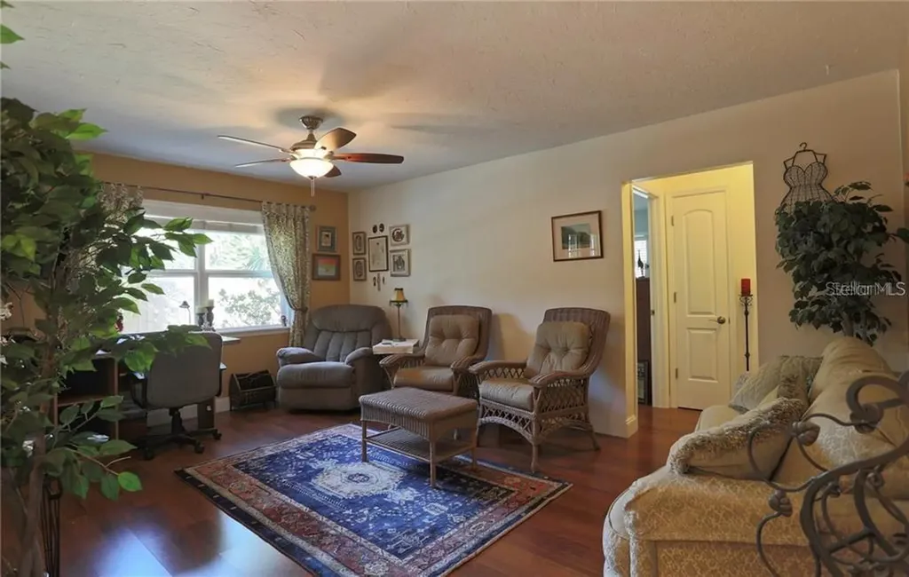 2929 Mayflower Street Sarasota FL 34231