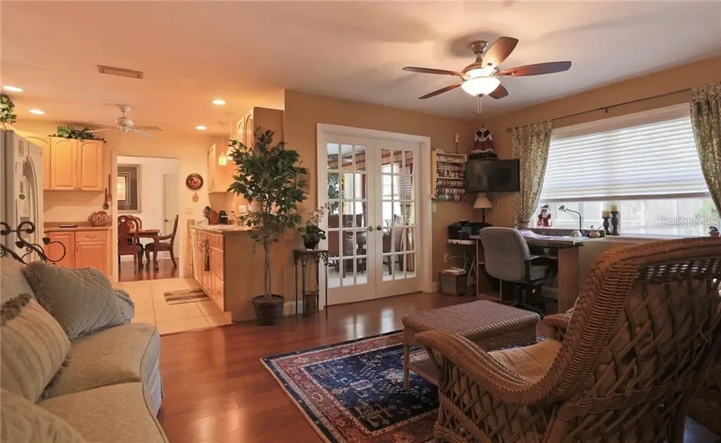 2929 Mayflower Street Sarasota FL 34231