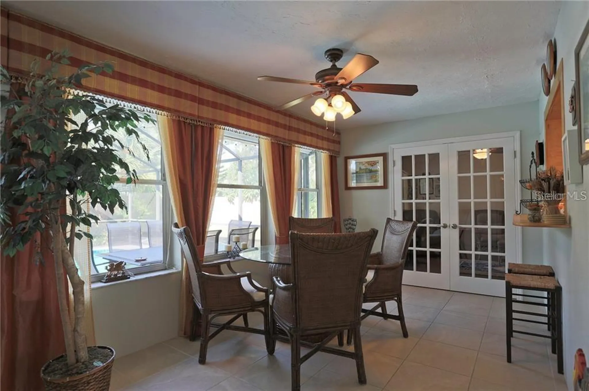 2929 Mayflower Street Sarasota FL 34231