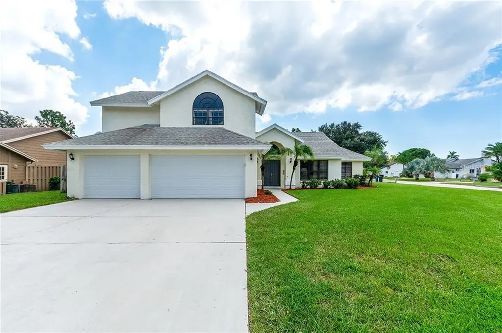8121 11th Avenue NW Bradenton FL 34209