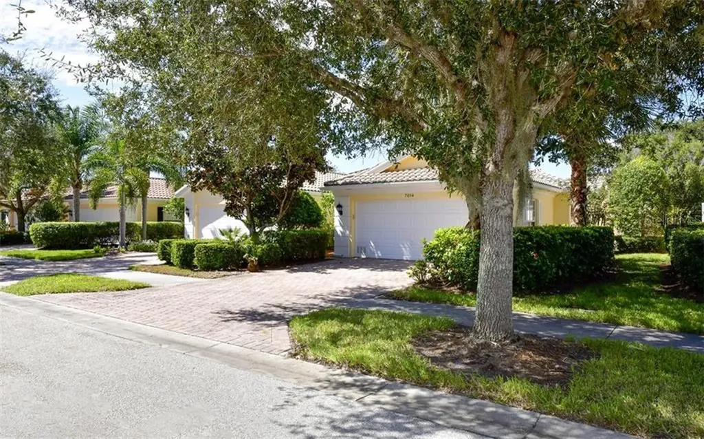 7614 Pesaro Drive Sarasota FL 34238