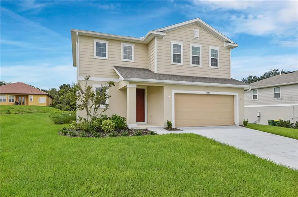 2532 Autumn Stream Drive Leesburg FL 34748