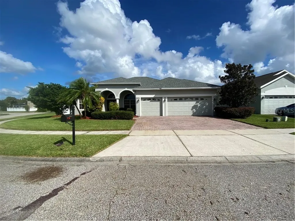 18045 Thornhill Grand Circle Orlando FL 32820