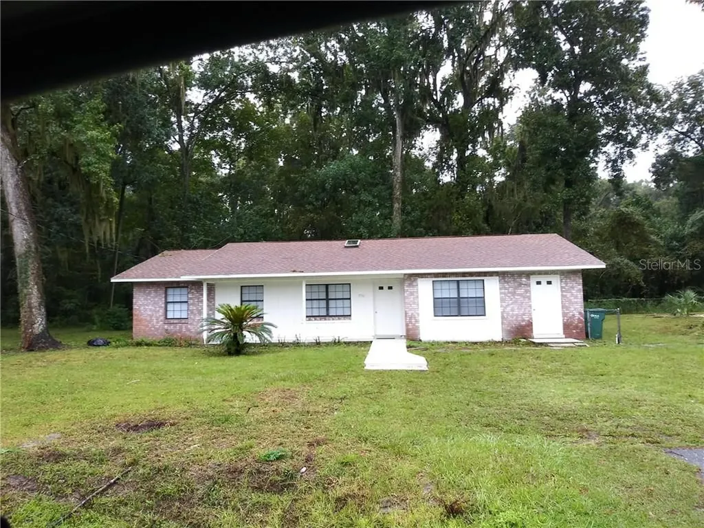 1736 NW 26th Place Ocala FL 34475