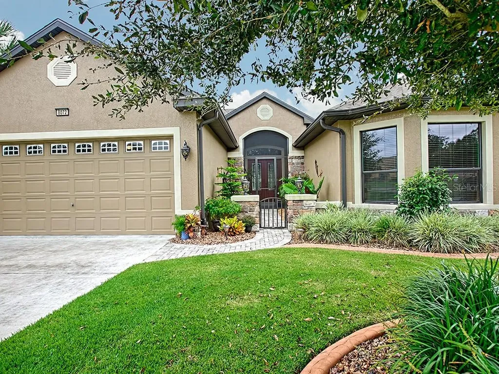 8072 Bridgeport Bay Circle Mount Dora FL 32757