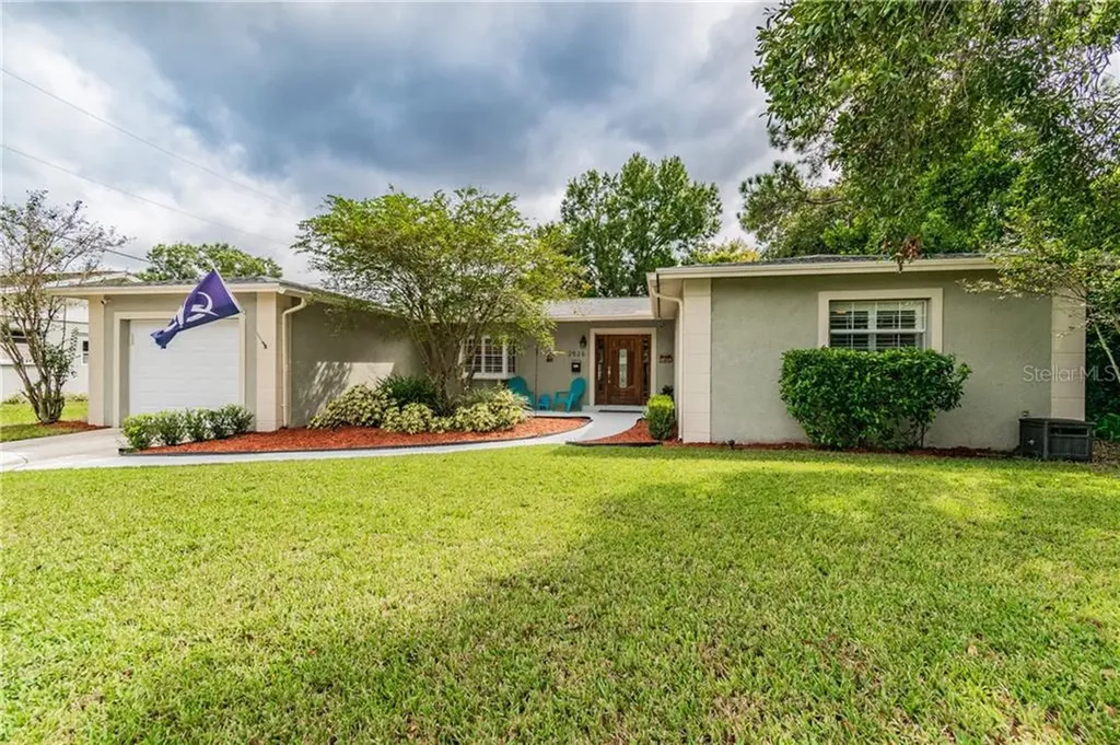 2526 Lake Ellen Circle Tampa FL 33618