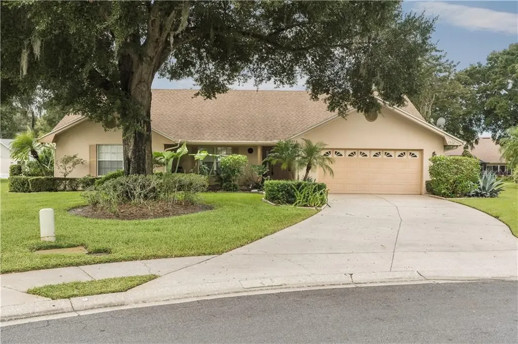 2276 Malachite Drive Lakeland FL 33810