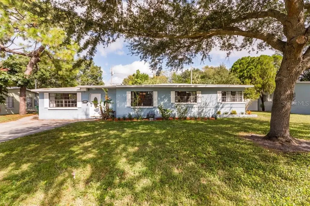 4301 W Knights Avenue Tampa FL 33611