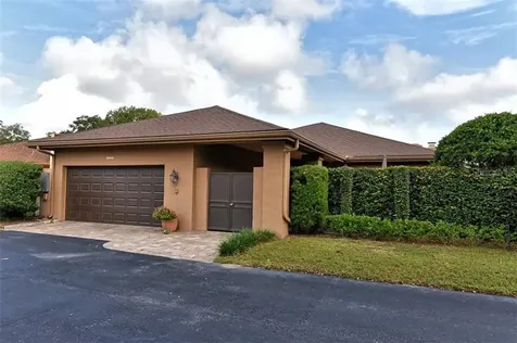 2423 Sweetwater Country Club Drive Apopka FL 32712