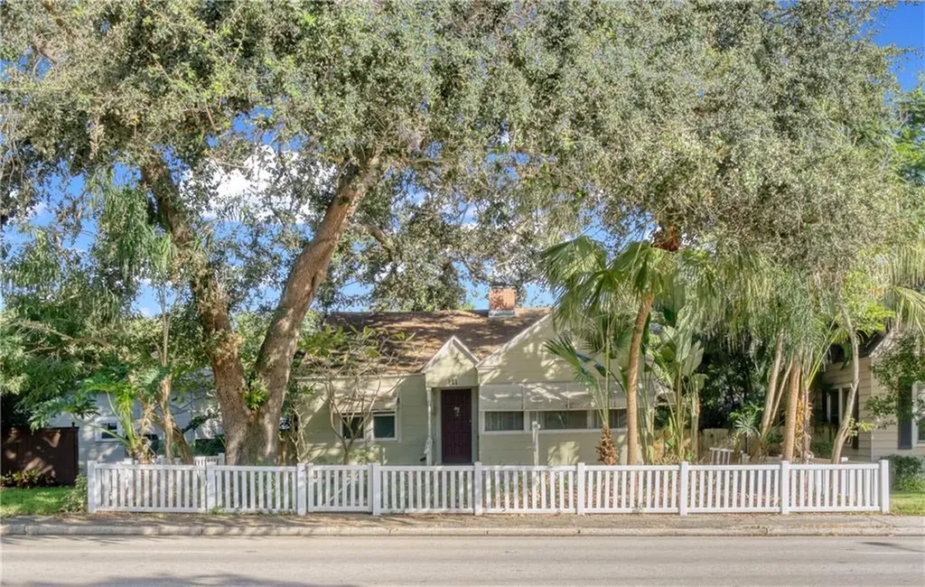 111 22nd Avenue N St Petersburg FL 33704