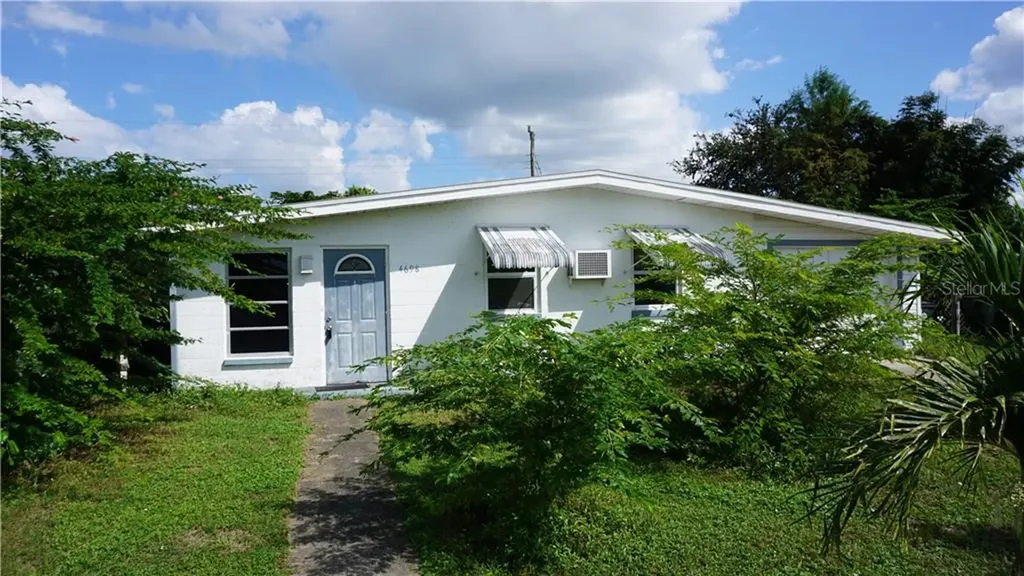 4698 Bayano Street North Port FL 34287