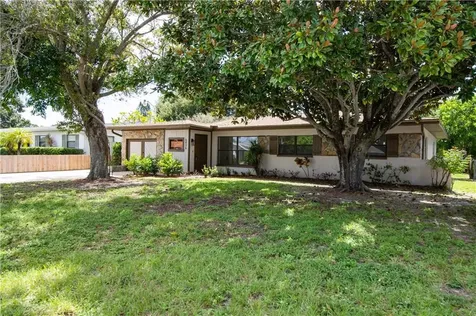 6436 41st Avenue N St Petersburg FL 33709