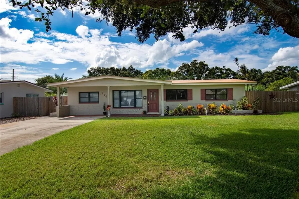 2768 55th Street N St Petersburg FL 33710