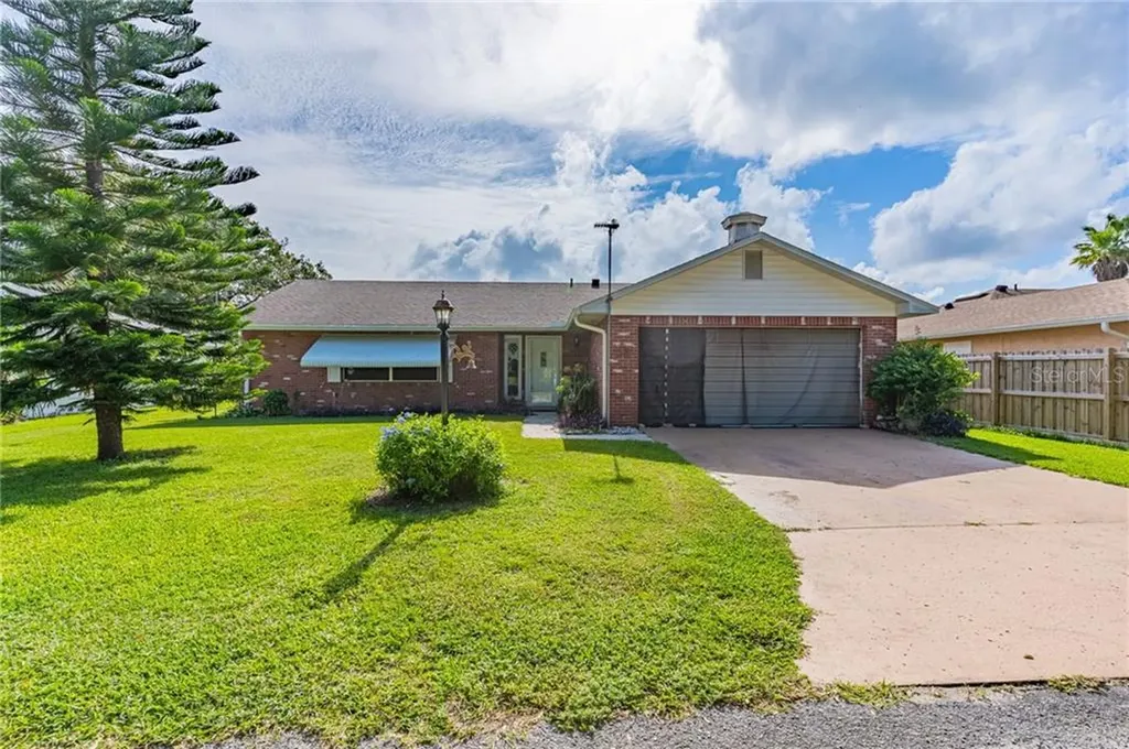 23 Cedar Drive Davenport FL 33837