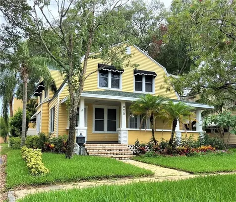 920 16th Avenue N St Petersburg FL 33704