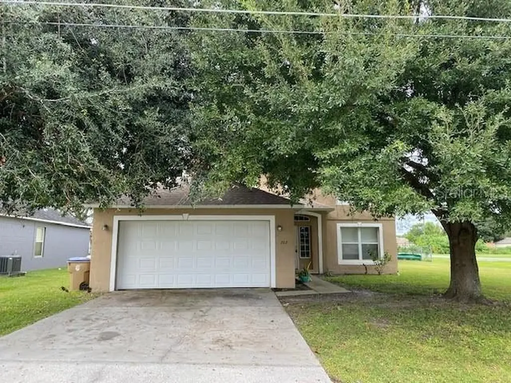 202 Bedford Drive Kissimmee FL 34758