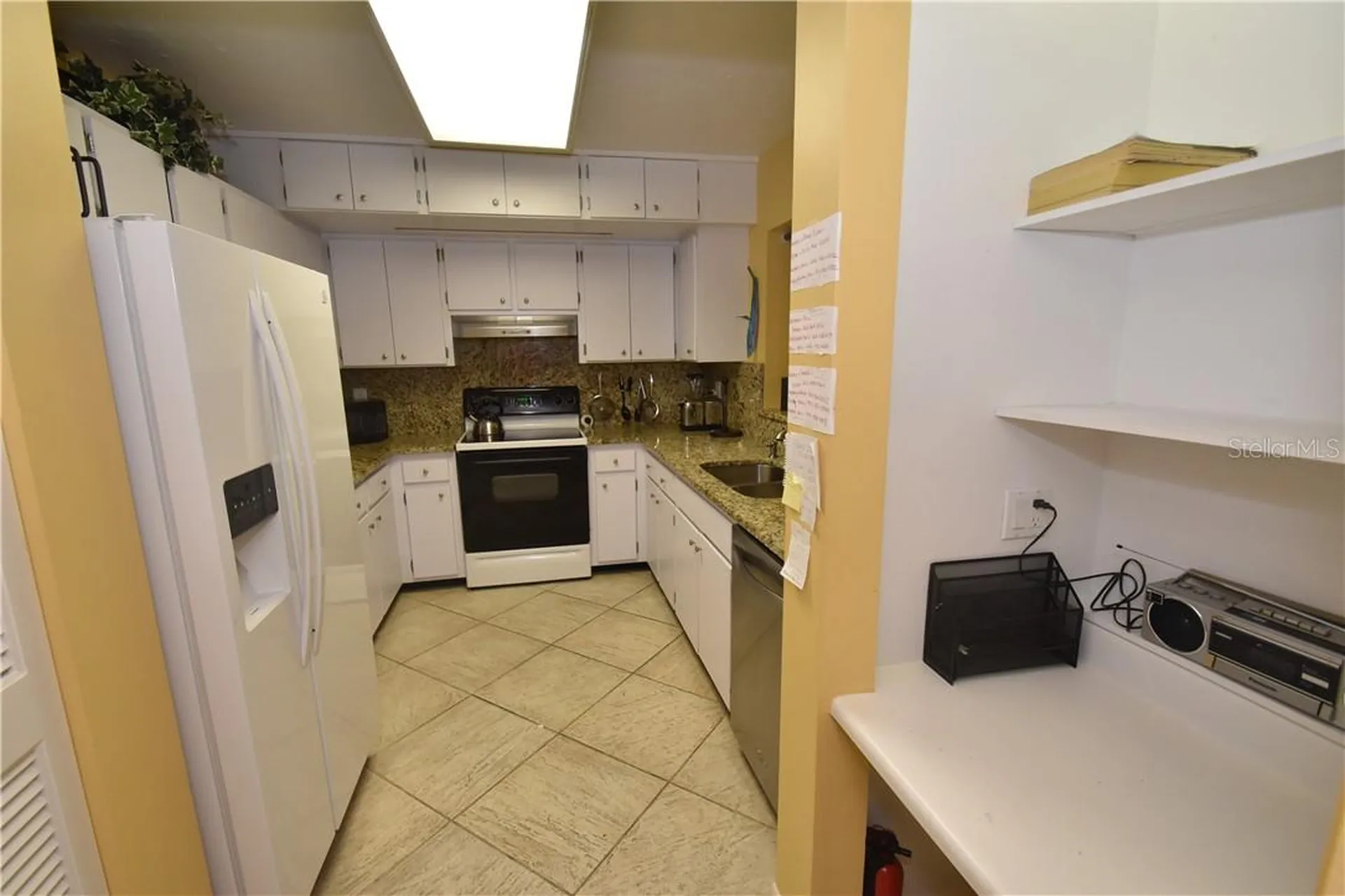 1625 Treehouse Circle Sarasota FL 34231