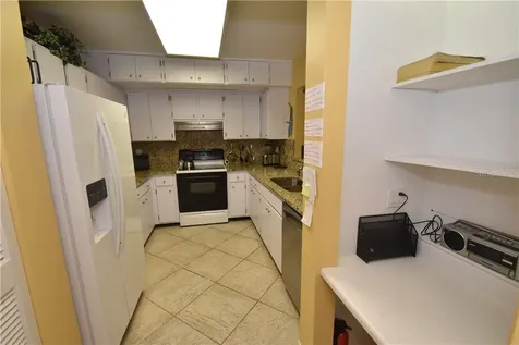 1625 Treehouse Circle Sarasota FL 34231