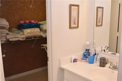 1625 Treehouse Circle Sarasota FL 34231