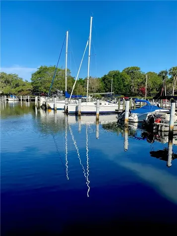 1625 Treehouse Circle Sarasota FL 34231