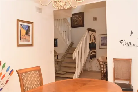 1625 Treehouse Circle Sarasota FL 34231