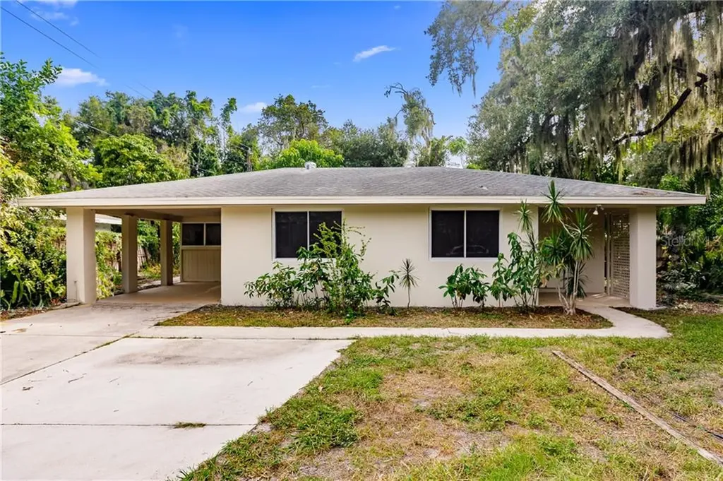 1048 22nd Street Sarasota FL 34234