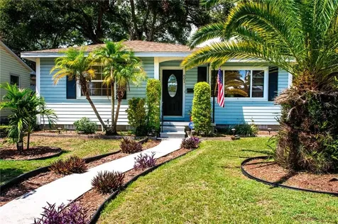 601 36th Avenue N St Petersburg FL 33704
