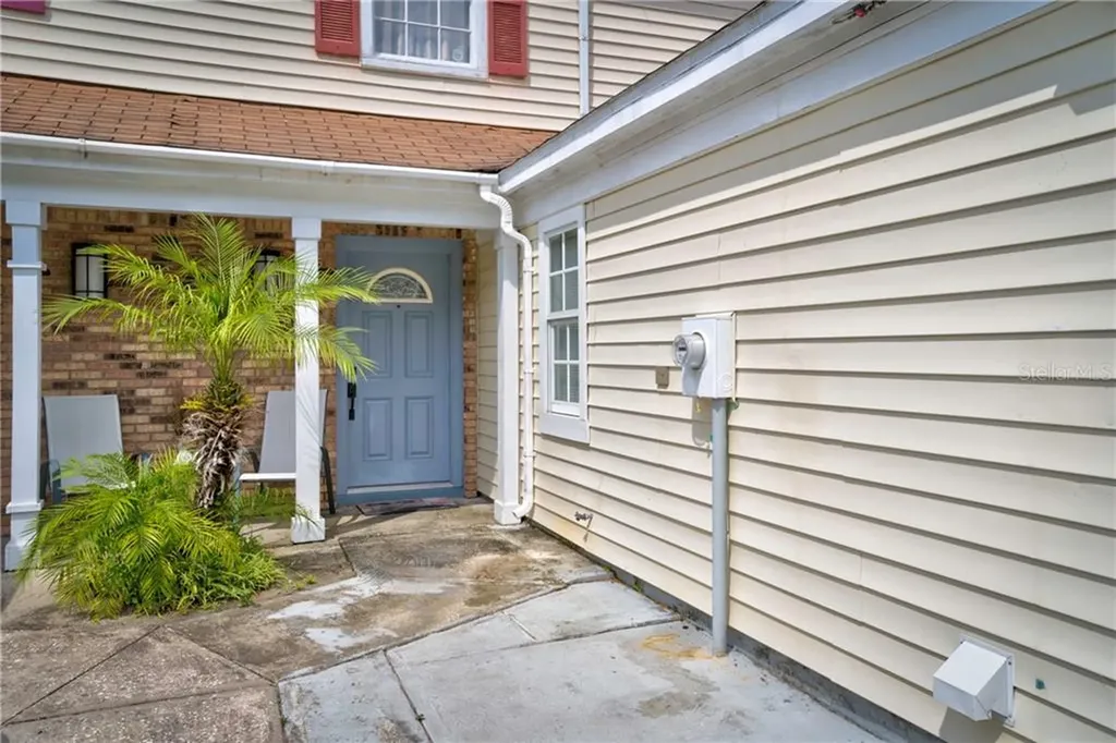 12330 Villager Court Tampa FL 33625