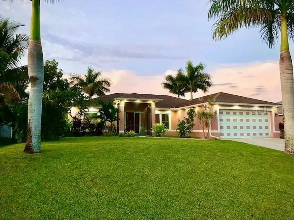 1923 NE 18th Street Cape Coral FL 33909