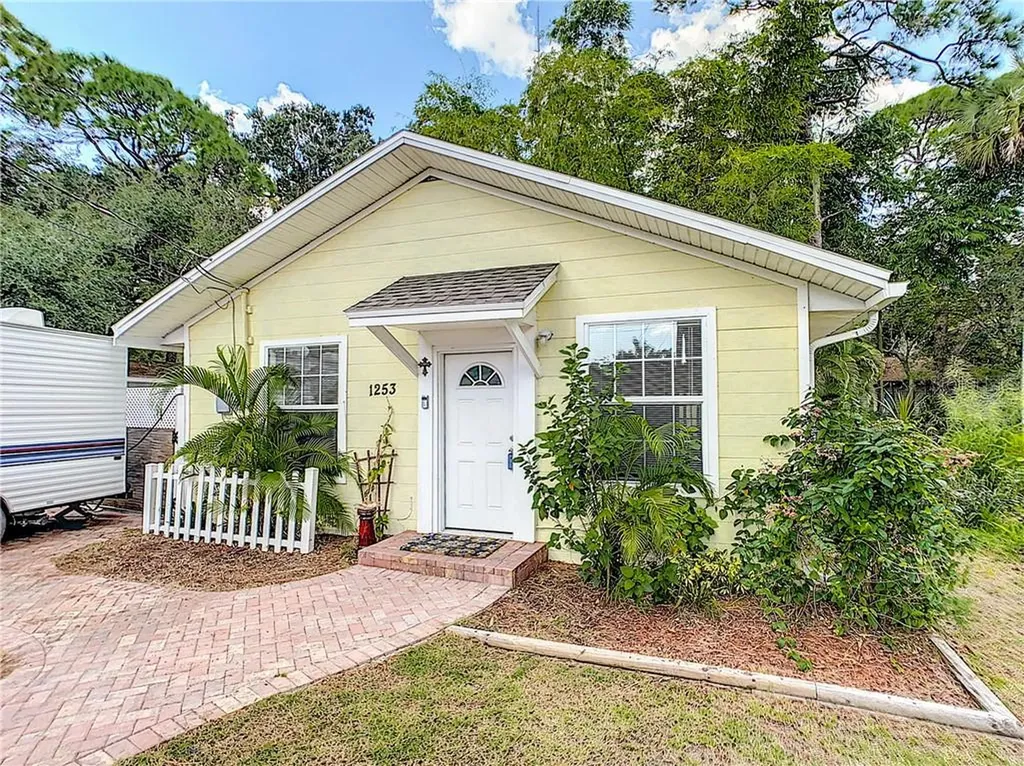 1253 43rd Street Sarasota FL 34234
