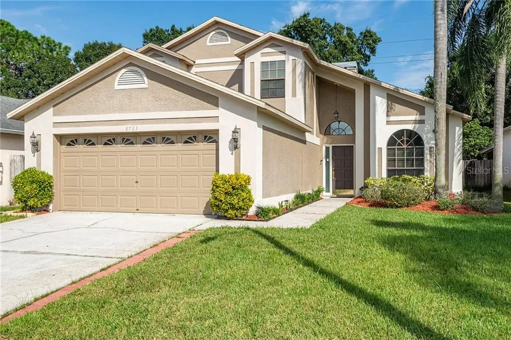 8723 Huntfield Street Tampa FL 33635