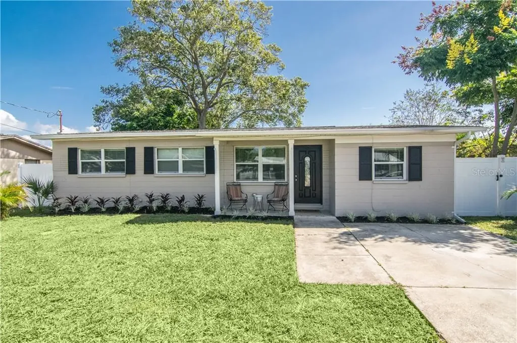 6208 S Richard Avenue Tampa FL 33616