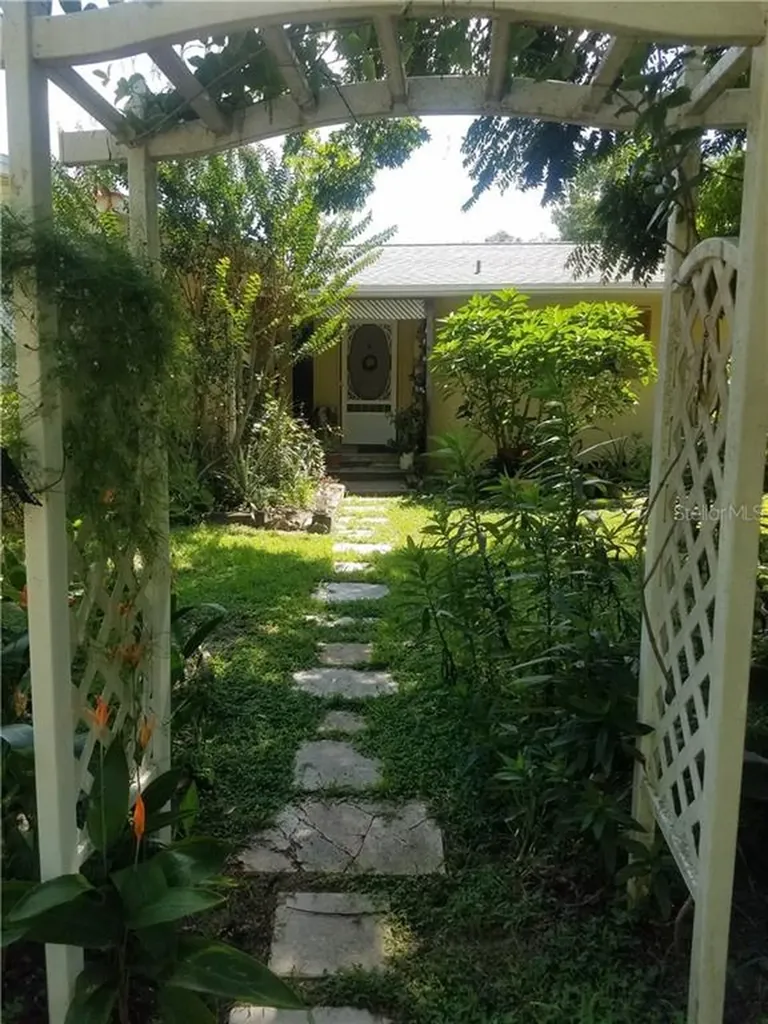 1950 Oak Lane Orange City FL 32763