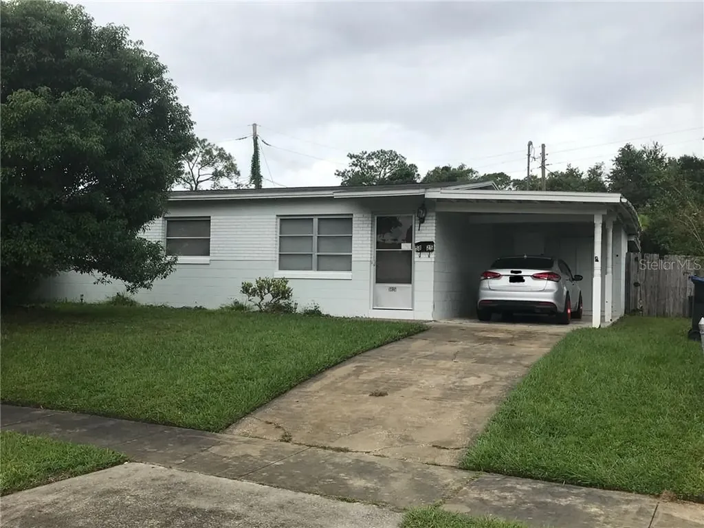 5825 Abercorn Drive Orlando FL 32812