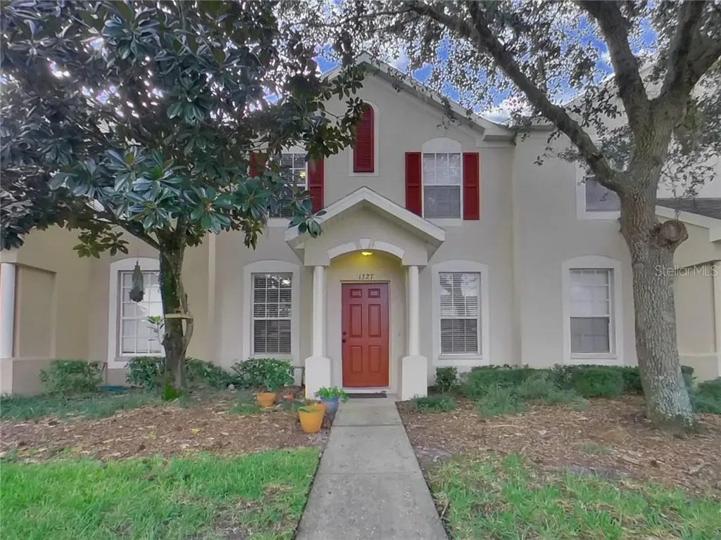 1327 Lyonshire Drive Wesley Chapel FL 33543
