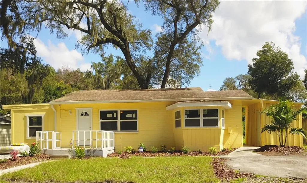 411 Seffner Valrico Road Valrico FL 33594
