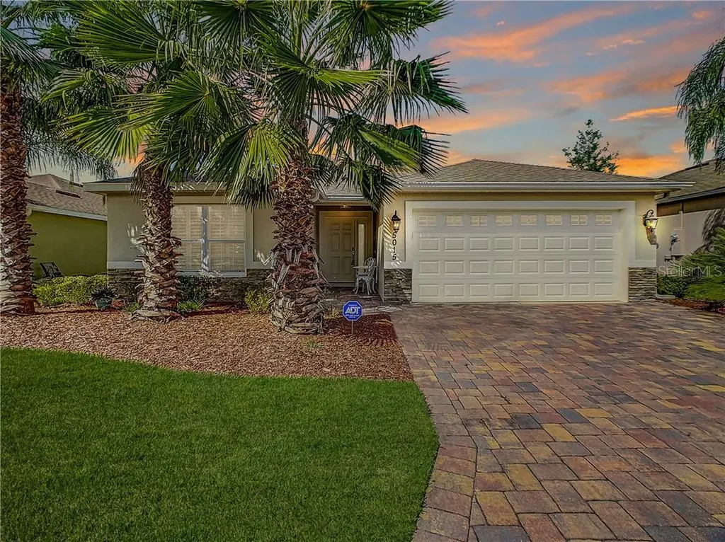 5015 Neptune Circle Oxford FL 34484