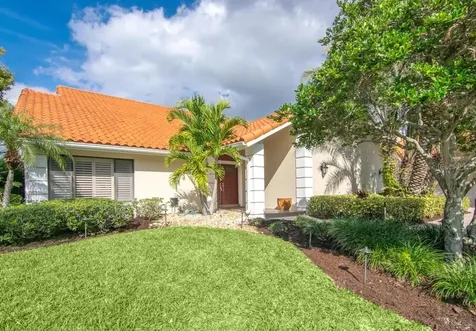 7025 Pelican Island Drive Tampa FL 33634