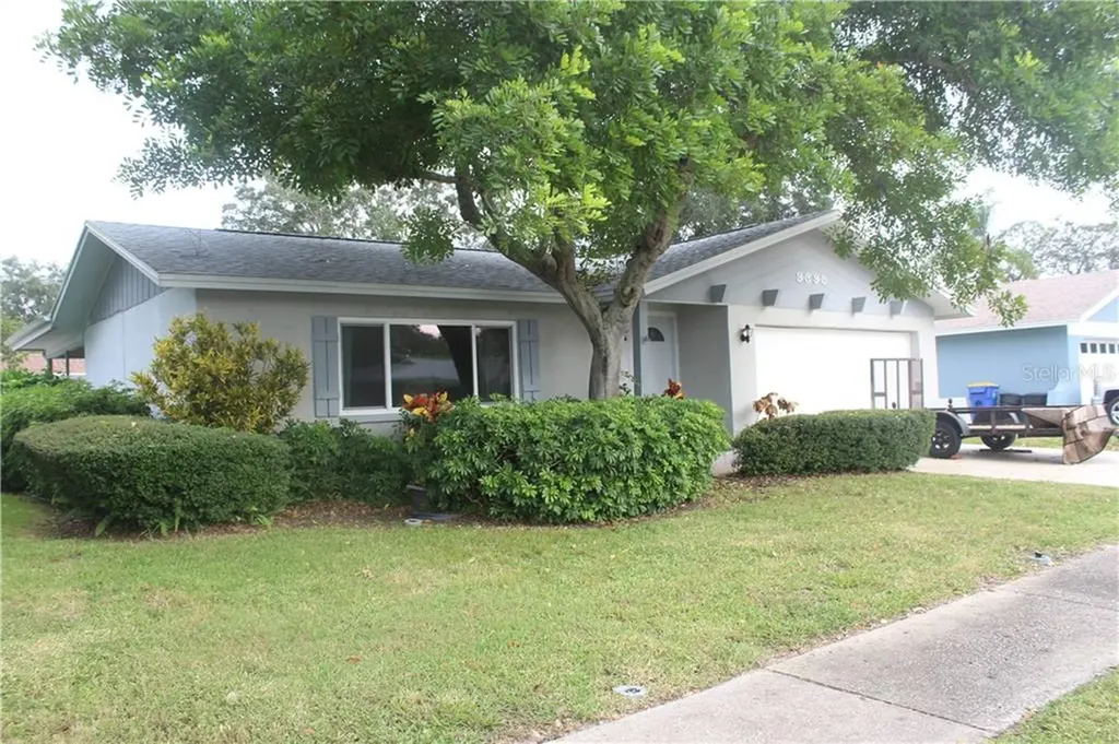 9393 120th Lane Seminole FL 33772