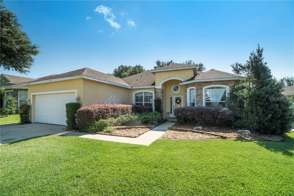 34032 Fortunado Street Sorrento FL 32776