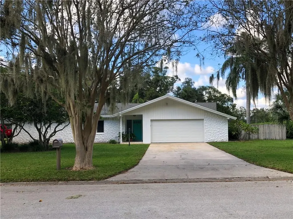 1890 Oak Park Drive S Clearwater FL 33764