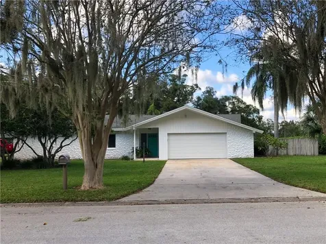 1890 Oak Park Drive S Clearwater FL 33764