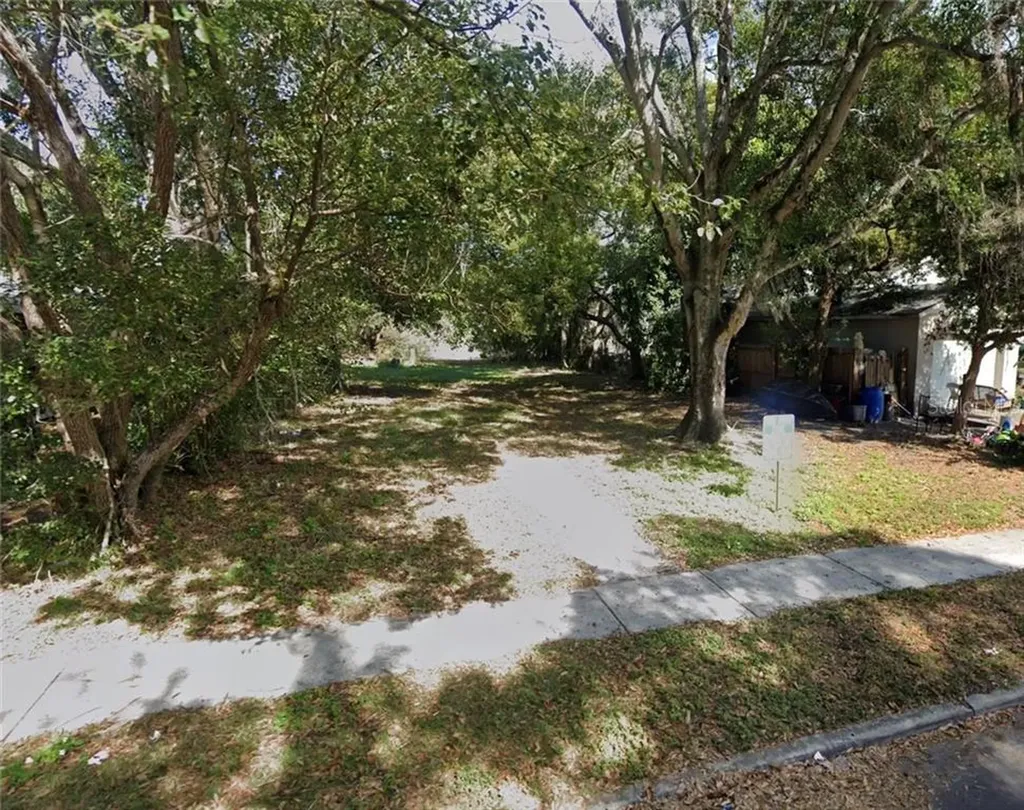 916 Plaza Street Clearwater FL 33755