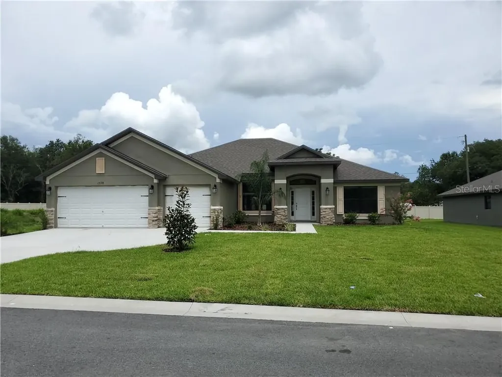 41327 Stanton Hall Drive Dade City FL 33525