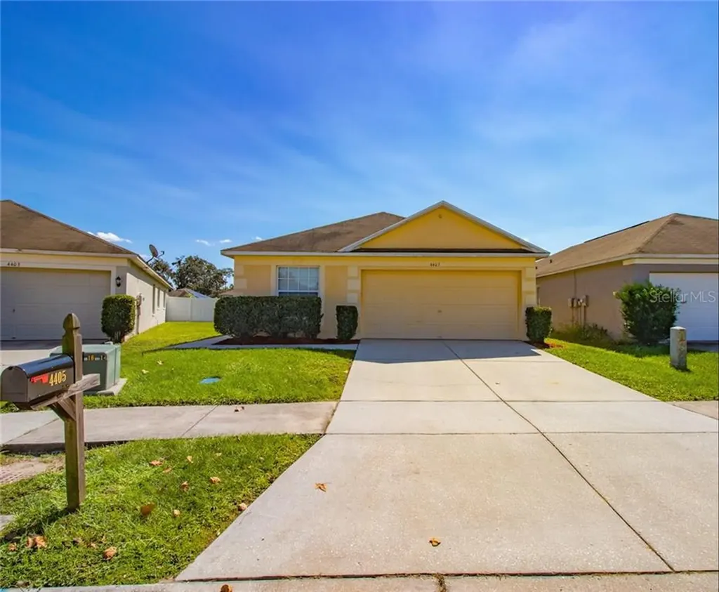 4405 Country Hills Boulevard Plant City FL 33563
